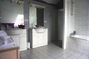 Hotels Les Portes d'Apcher : photos des chambres