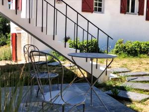 Maisons d'hotes L'adret du bois : photos des chambres