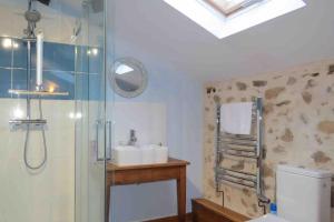 Maisons de vacances 2 beautiful houses, private pool/ spa. Perigord : photos des chambres