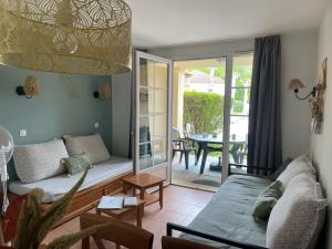 Appartements Charmant T2 chambre lit double dans residence du Lac : photos des chambres