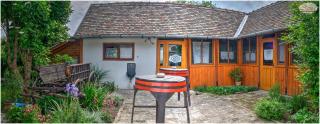 Ana Guesthouse - 5