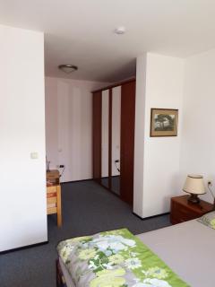 nette Ferienwohnung mit eigenem Eingang und Sonnenterrasse - 3