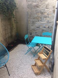 F2 cosy avec Cour - 1