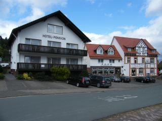 Gasthaus Hotel Pfeifferling - 0