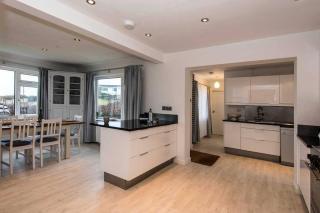 Ty DERYN - SLEEPS 6-SPACIOUS FAMILY HOLIDAY HOME - 5