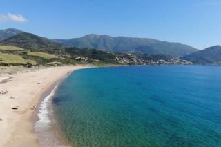 Demi villa à 150m de la plage avec vue sur mer - 8
