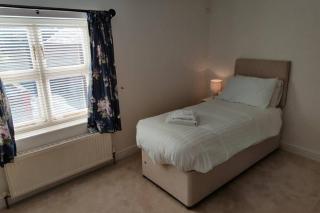 Bank House - 6