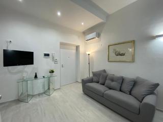 Riviera Apartments - 2