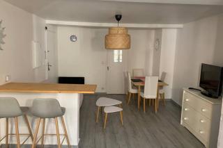 Appartement complet, hyper centre d’Auxerre. - 0