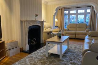 Comfy Home- Coley Park - 4