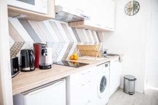 CORAIL STUDIO - 2MIN PLAGE CENTRE VILLE - CLIM - WIFI - PARKING PRIVÉ - IDEAL FAMILLE - La Grande Motte - 2