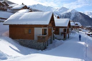 The Hunting Lodge - 1