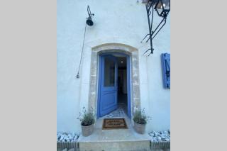 Studio indépendant dans màs provençal - 0