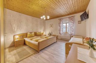 Pension Zum Lebzelter - 8