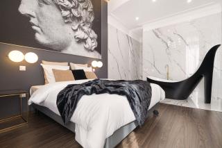 Legend Majestic - Baignoire chaussure - TV Miroir - Parking Privé GRATUIT - 8
