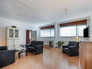 Bungalow in Landgraaf with terrace - 9