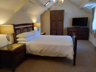 Megstone House - 5