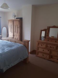NO 9 The Willows, Ballinamore, Entire home - 1