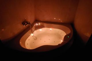 L'IDYLLE - Studio Cocooning avec Jacuzzi - 7