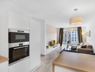 Sunflower - Modern large charming apartment with balcony - 0