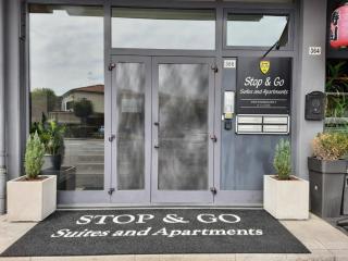 STOP&GO Suites and Apartments - 9