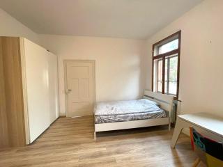 Historic 4 Rooms - 2