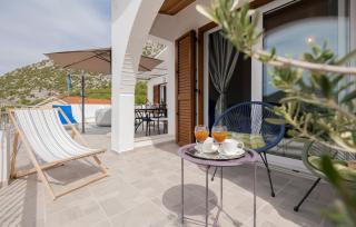 Panoramico apartment, private jacuzzi - 9