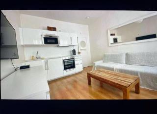 Cute one bedroom in Le Marais - 2
