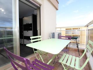 Spacieux T2 à Balaruc-les-Bains, cuisine séparée, climatisation, WiFi, proche Thermes - FR-1-553-51 - 8