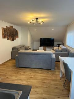 Ferienwohnung Alpina - 0