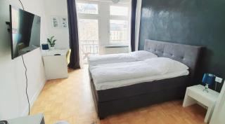 sonniges Zimmer mit Balkon im Herzen Mannheims - 9