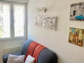 Charmant F2 à Amélie-les-Bains avec parking, ascenseur et équipements complets - FR-1-703-24 - 6