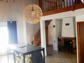 Spacieux logement idéalement situé - 6
