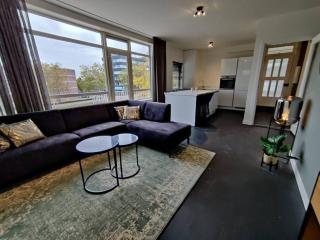 k50159 Spacious and modern apartment near the city center, free parking - 5