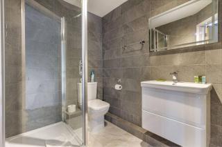 Lovely 2bed Apt in Redditch, Free Wi-Fi & Parking - 7