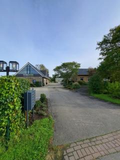 Carmen's Stay In - Jaagweg 13 - Ilpendam - 15 minuten naar Amsterdam met de bus - 2