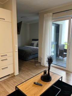Charming Homes - Studio 11 - 4