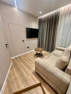 Venis Hotel - 5