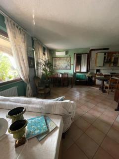 Il giardino di Emilia - Intero appartamento in villa con giardino privato e piscina estiva - 4