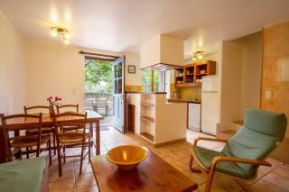 Lou Penequet a charming Mas in Provence with shared pool countryside - 8