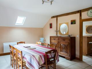 Gîte unique dans propriété historique avec musée, proche Châteauroux, 4 chambres, cheminée, fibre, parking. - FR-1-591-49 - 6