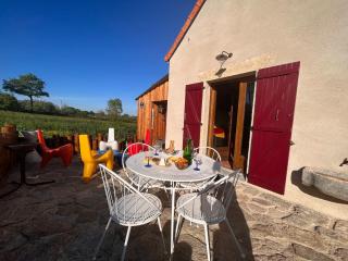 Gîte "Tout Inclus" en Campagne Berrichonne avec Terrasse & Parking Privé - FR-1-591-419 - 5