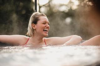 Cleeves Cabins Ailsa Luxury Lodge with hot tub - 8