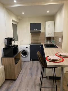 Appartement F2 meublé - 1
