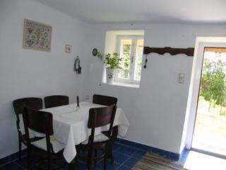 Freistehendes Ferienhaus in Döbrököz mit Garten, Terrasse und Grill - 1