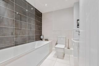 1 Bed Modern Apartment in a Converted Mill - 9