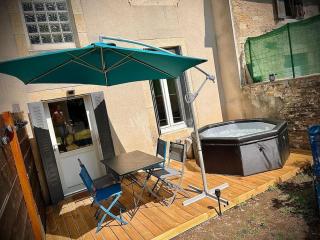 Très bel appartement avec jardin et Jacuzzi - 0