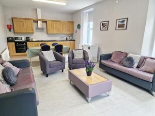 Trivia House - 4