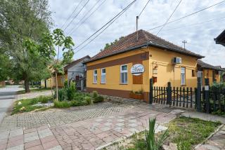 Ana Guesthouse - 0