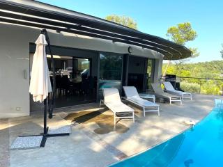 Superbe et spacieuse propriété avec piscine et spa - 5